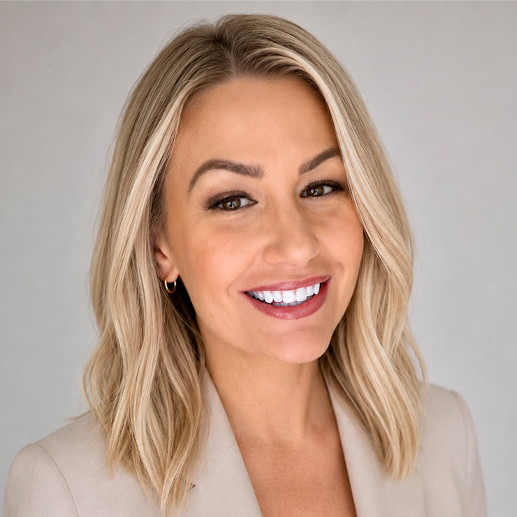 Headshot of Alicia Penninton